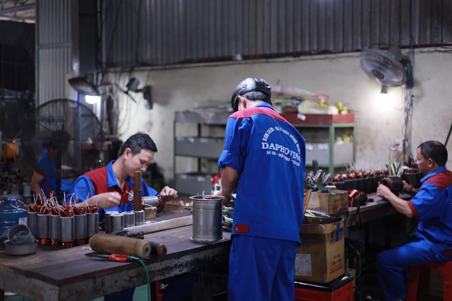 01. Việc làm ổn định – cùng phát triển với địa phương